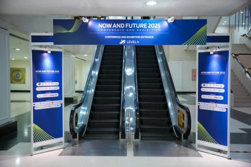 Entrance Escalator Arch